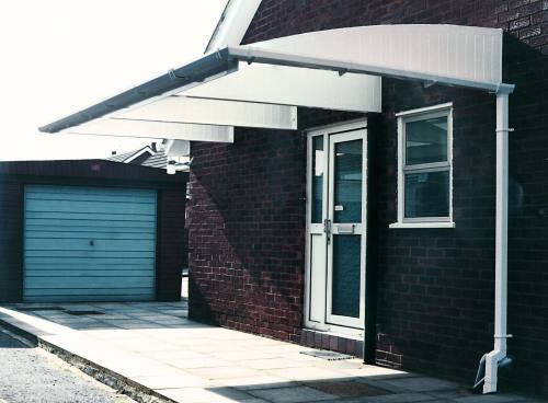 Cantilever Carport